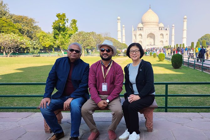 Same Day Agra Tour to Taj Mahal, Agra Fort & Itmad-ud-Daula - Agra Fort explains the Mughal power behind the monument