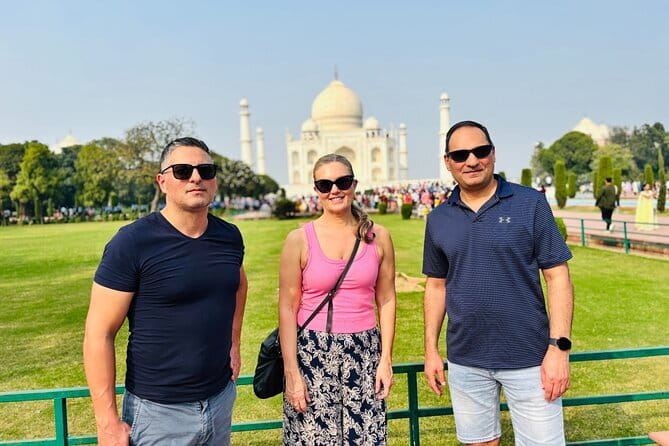 Same Day luxury Taj Mahal and Agra Fort Tour from Delhi by Car - Key points to know before booking
