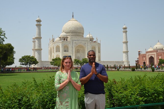 Same Day Taj Mahal, Agra Fort & Baby Taj Tour from Delhi by Car - Guides, drivers, and the private format