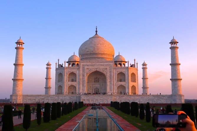 Same Day Taj Mahal and Agra Fort Tour from Delhi By Car - Agra Fort and the Mughal court