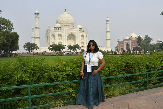 Same Day Taj Mahal and Agra Fort tour from New Delhi - The private format and guide quality