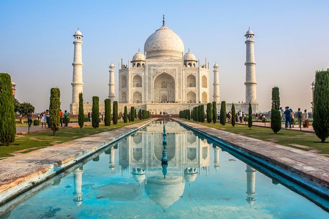 Same Day Taj Mahal Tour by car - Leaving Delhi in a private air-conditioned car