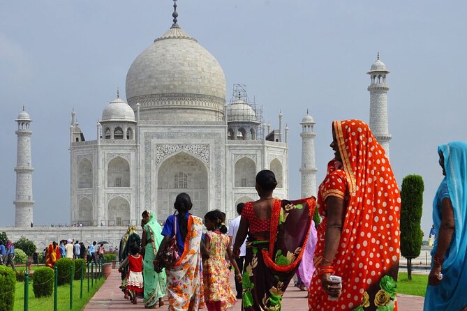 Same Day Taj Mahal Tour By Car From Delhi - Seeing the Taj Mahal before the rest of Agra