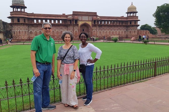 Same Day Taj Mahal Tour By Gatimaan Train - Meals, lunch, and the real cost