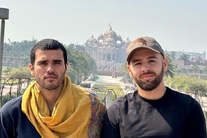 Same Day Taj Mahal Tour with Private Driver - What the private driver adds