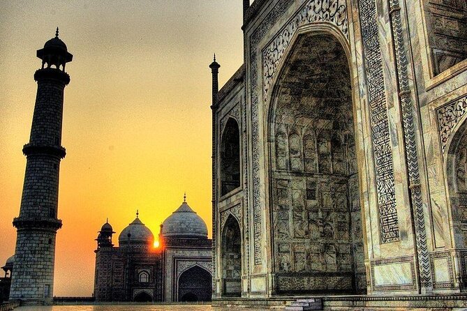 Same day Tajmahal tour with SOS Elephant/Bear wildlife Sanctuary - Seeing the Taj Mahal With a Licensed Guide
