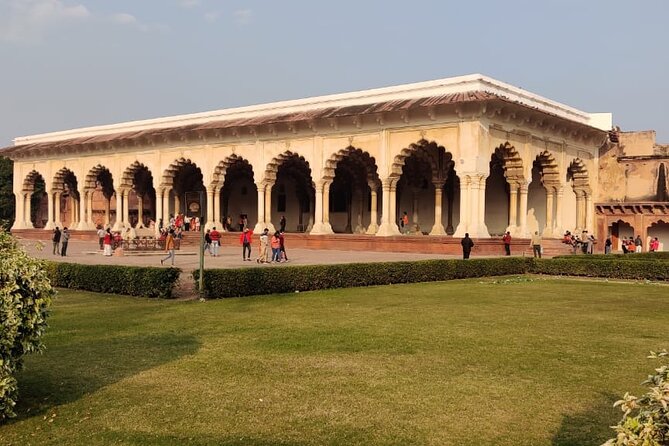 Skip the line: Taj Mahal Agra Private Day Trip From Delhi By Car - Why this private Taj Mahal day trip works