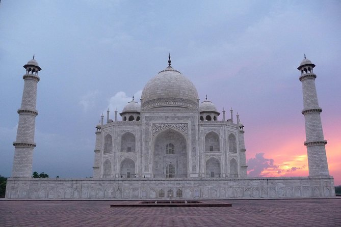 Skip The Line: Taj Mahal Sunrise Tour from - Delhi (All-Inclusive) - Seeing the Taj Mahal in the first light