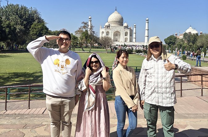 Sunrise Taj Mahal, Agra Fort & Baby Taj Tour from Delhi by Car - Walking through Agra Fort’s imperial spaces