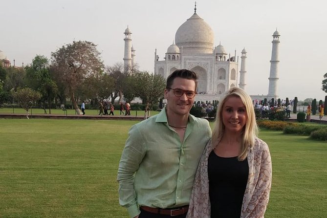 Sunrise Taj Mahal & Agra Fort Tour By Car From Delhi with 5 Star Breakfast - A Five-Star Breakfast After the Monuments