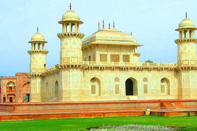 Sunrise Taj Mahal Day Trip from Delhi with Guide & Transfers - Who will enjoy this day trip most