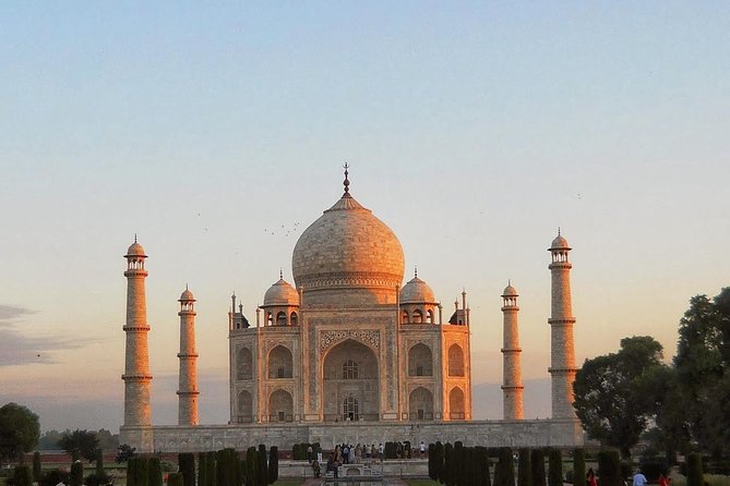 Sunrise Taj Mahal Day Trip from Delhi with Guide & Transfers - Seeing the Taj Mahal before the day heats up