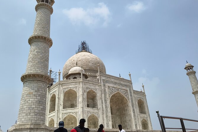 Sunrise Taj Mahal Private Tour from Delhi - Agra Fort gives the day more depth