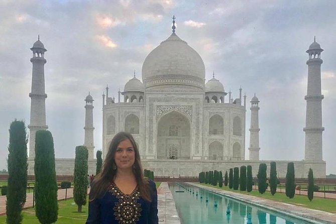 Sunrise Taj Mahal Tour from Delhi With Guide - Lunch is a pause, not an included meal
