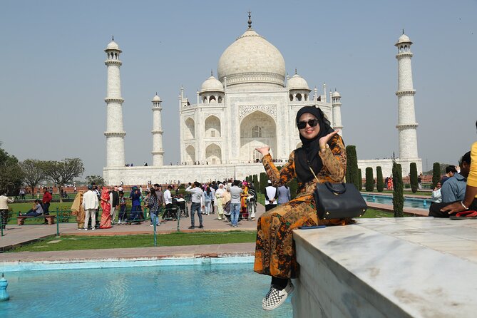 Taj Mahal, Agra Fort and Baby Taj Full Day Private Tour by Car - Agra Fort and the Mughal court