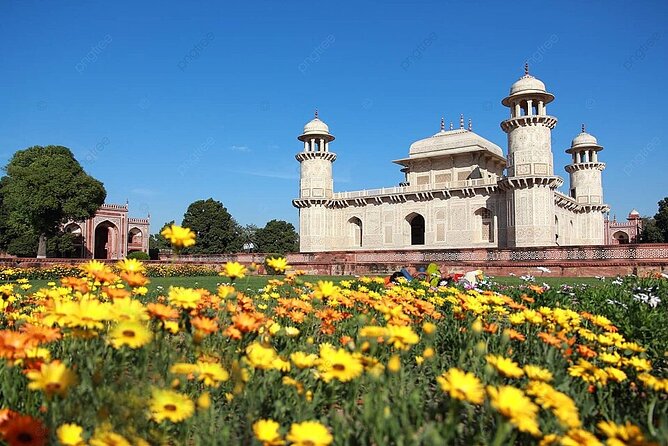 Taj Mahal, Agra Fort & Baby Taj Day Trip from Delhi by Car - Lunch, breakfast, and the Taj-facing view
