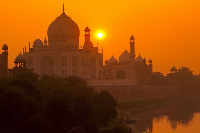 Taj Mahal, Agra Fort & Elephant Rescue Sanctuary Private Day Trip - Who should book this day trip?