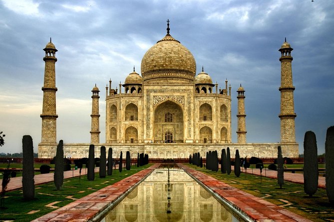 Taj Mahal & Agra Fort tour by Superfast Train Gatimaan Express - Three hours at the Taj Mahal