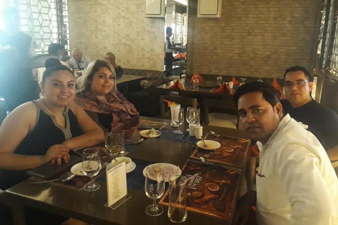 Taj Mahal & Agra Fort Tour with Home Cooked lunch at Locals Home - Who will get the most from this Agra day trip