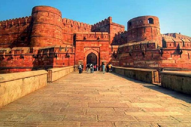 Taj Mahal & Agra Fort With Mother Teresa's Missionaries Of Charity From Delhi - Agra Fort shows a different side of Mughal power