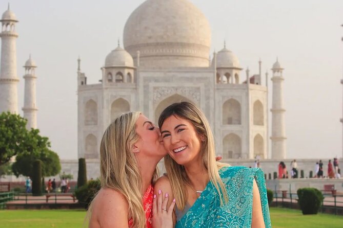 Taj Mahal & Agra Private Day Tour from Delhi - All Inclusive - Agra Fort and the Mughal story