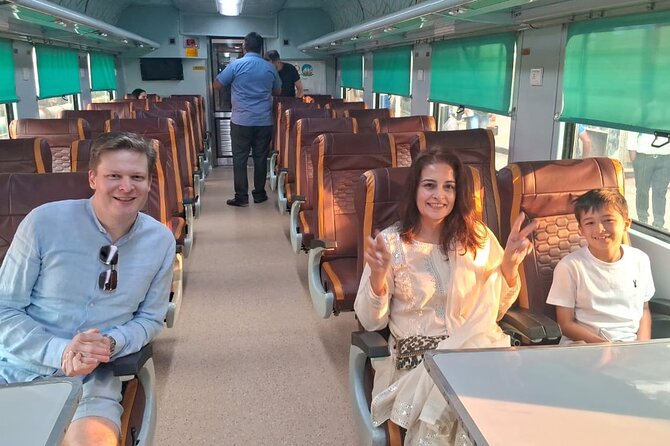 Taj Mahal & Agra Private Tour from Delhi by India's Fastest Train - Agra Fort and the Mughal story