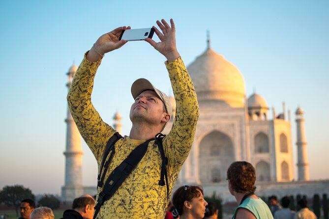 Taj Mahal and Agra Fort Tour From Delhi By Car - Two Hours at the Taj Mahal