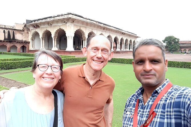 Taj Mahal at Sunrise and Agra Day Private Tour from Delhi - Guide service can make or break the visit