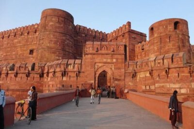 Taj Mahal at Sunrise and Agra Day Tour from Delhi