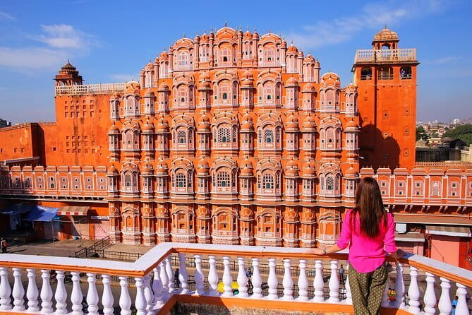 Taj Mahal Day Tour with Akbar Tomb from Delhi by Superfast Train - What the private car and guide add