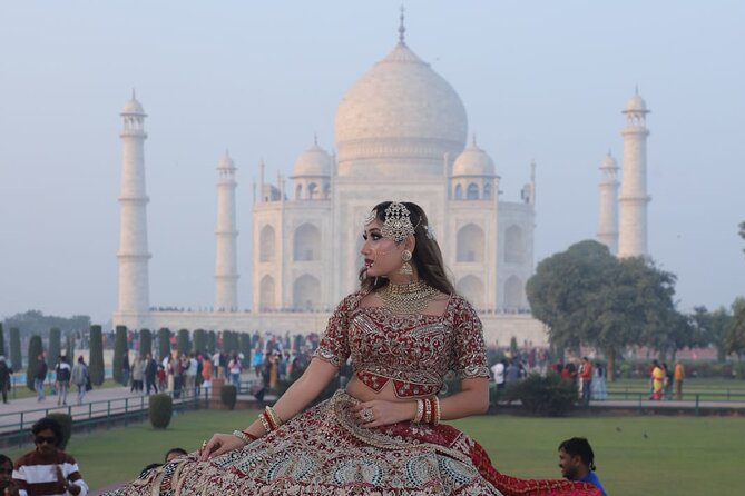 Taj Mahal Private Day Tour from Delhi by Express Train with Lunch - Three hours at the Taj Mahal