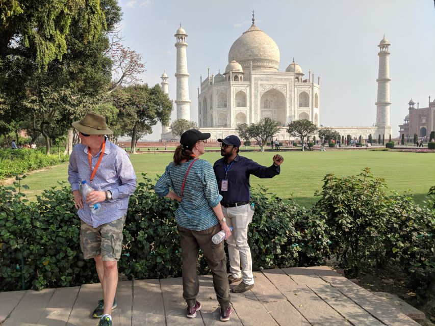 Taj Mahal: Shared Group Tour with Transfer from New Delhi - The 7:00 AM start from New Delhi