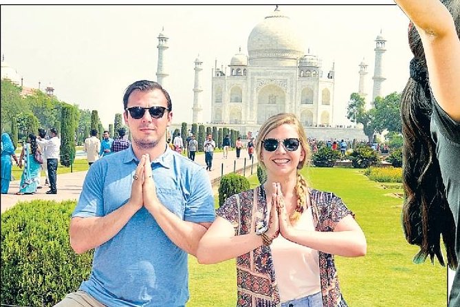 Taj Mahal skip the line - Luxury Tour - Sunset Across the Yamuna at Mahtab Bagh