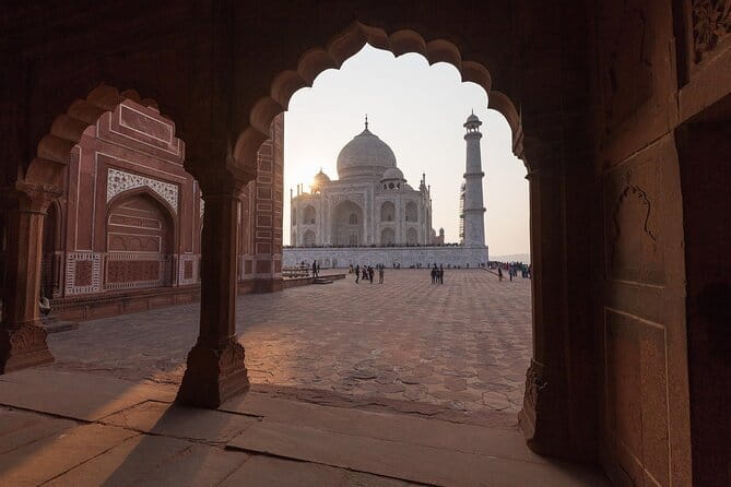 Taj Mahal Sunrise Tour From Delhi by Car - What $120 per person buys you