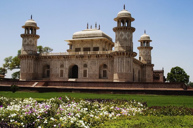 Taj Mahal Sunrise Tour from New Delhi - Sunrise at the Taj Mahal around 5 AM