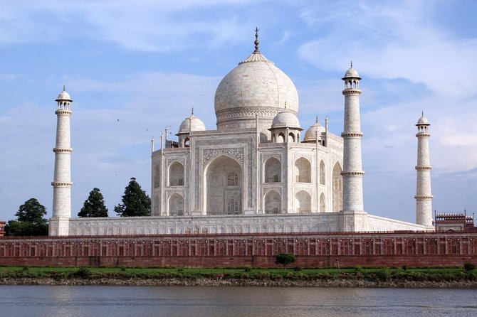 Taj Mahal Sunrise Tour - Agra Fort and the Mughal Story