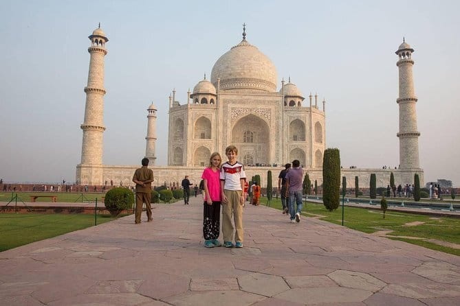 Taj Mahal Tour - Seeing the Taj Mahal during the first afternoon