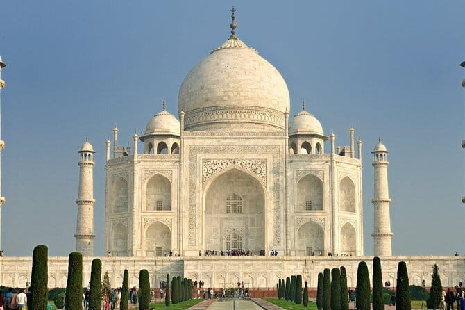 Taj Mahal Tour by Gatiman from Delhi - At the Taj Mahal, the day’s main event