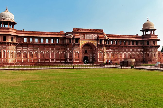 Taj Mahal Tour same day Gatimaan Express - Delhi-Agra Train tour - What the $66 price really covers