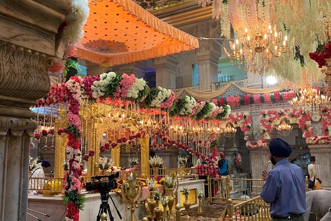 Temple Tour-where you Eat, Learn how to Pray and Love. - Khari Baoli, where the tour smells like India