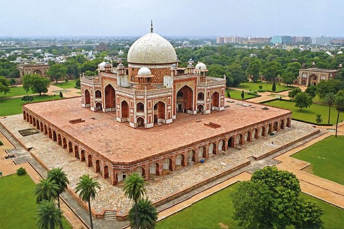 The Best 2 Day Delhi Tour - How the private car and guide affect the experience