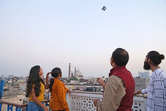The Old Delhi Sundowner - Kite Flying and High Tea - Arriving through Chandni Chowk to Haveli Dharampura